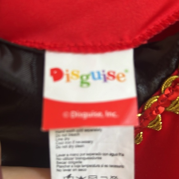 Disguise Vampire Queen Costume Size M (8/10) - Picture 8 of 10